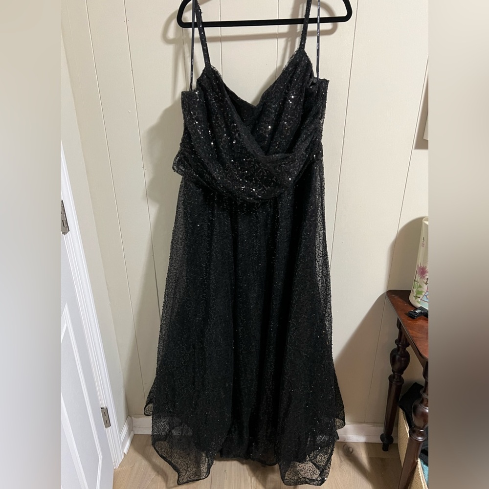 City Chic Black Sequin V-Neck Spaghetti Strap Gown - Picture 3 of 16